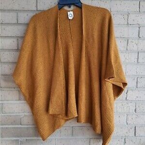 Akemi + Kin Mustard Shawl